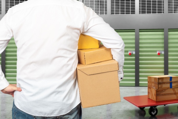 Shutterstock locationgarageentrepot