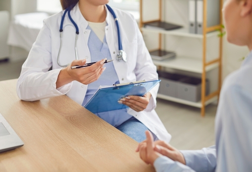 shutterstock santetravailsuivimedical