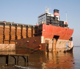 Shutterstock coventionrecyclagenavire