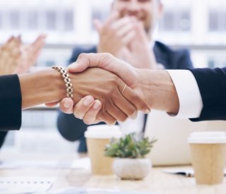 Shutterstock offrecessionsociales