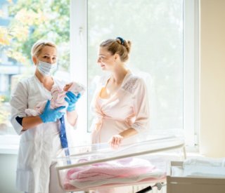 Shutterstock remplacementsagefemme