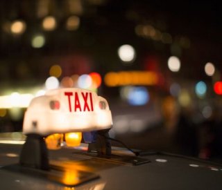 shutterstock taxietavance