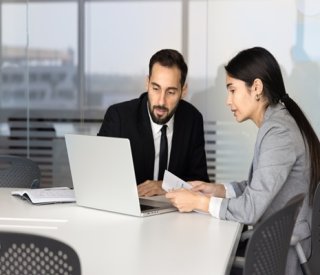 shutterstock conjointcollaborateur