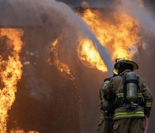 shutterstock majfaqincendie